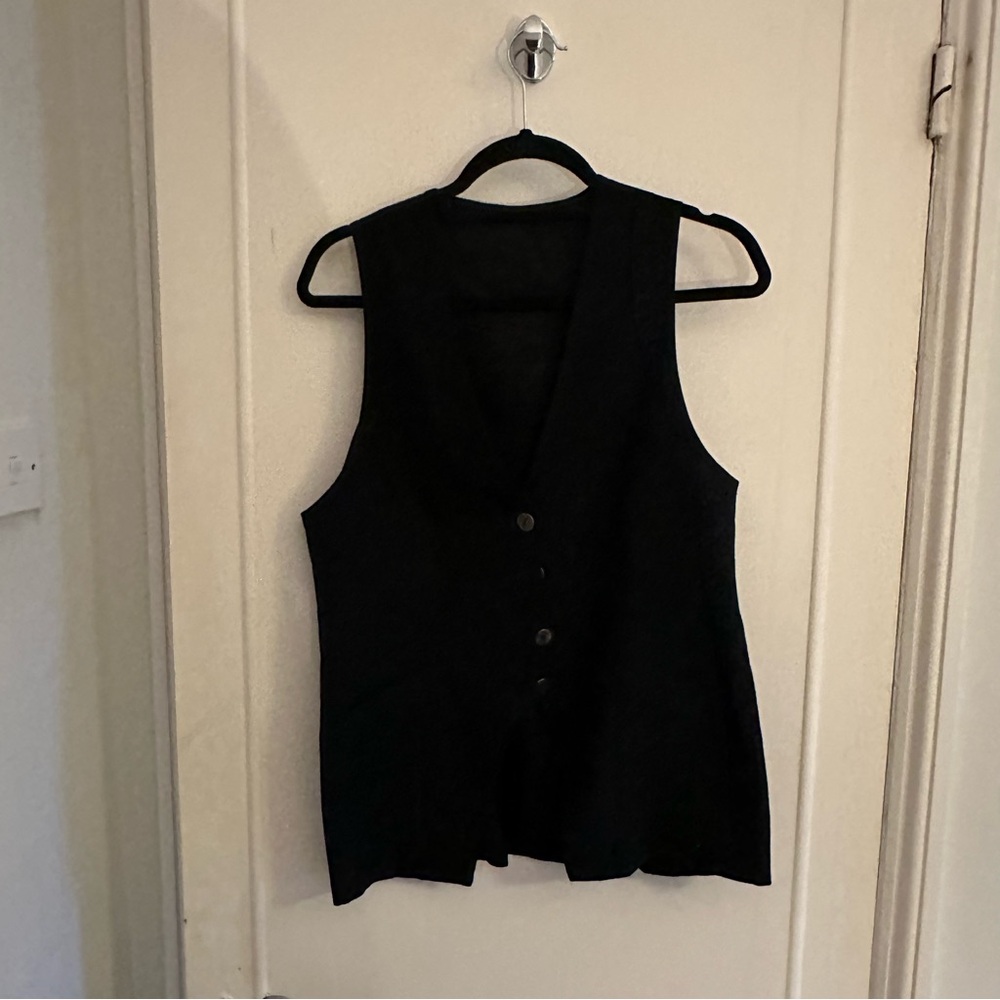 Classic Black Sleeveless Top